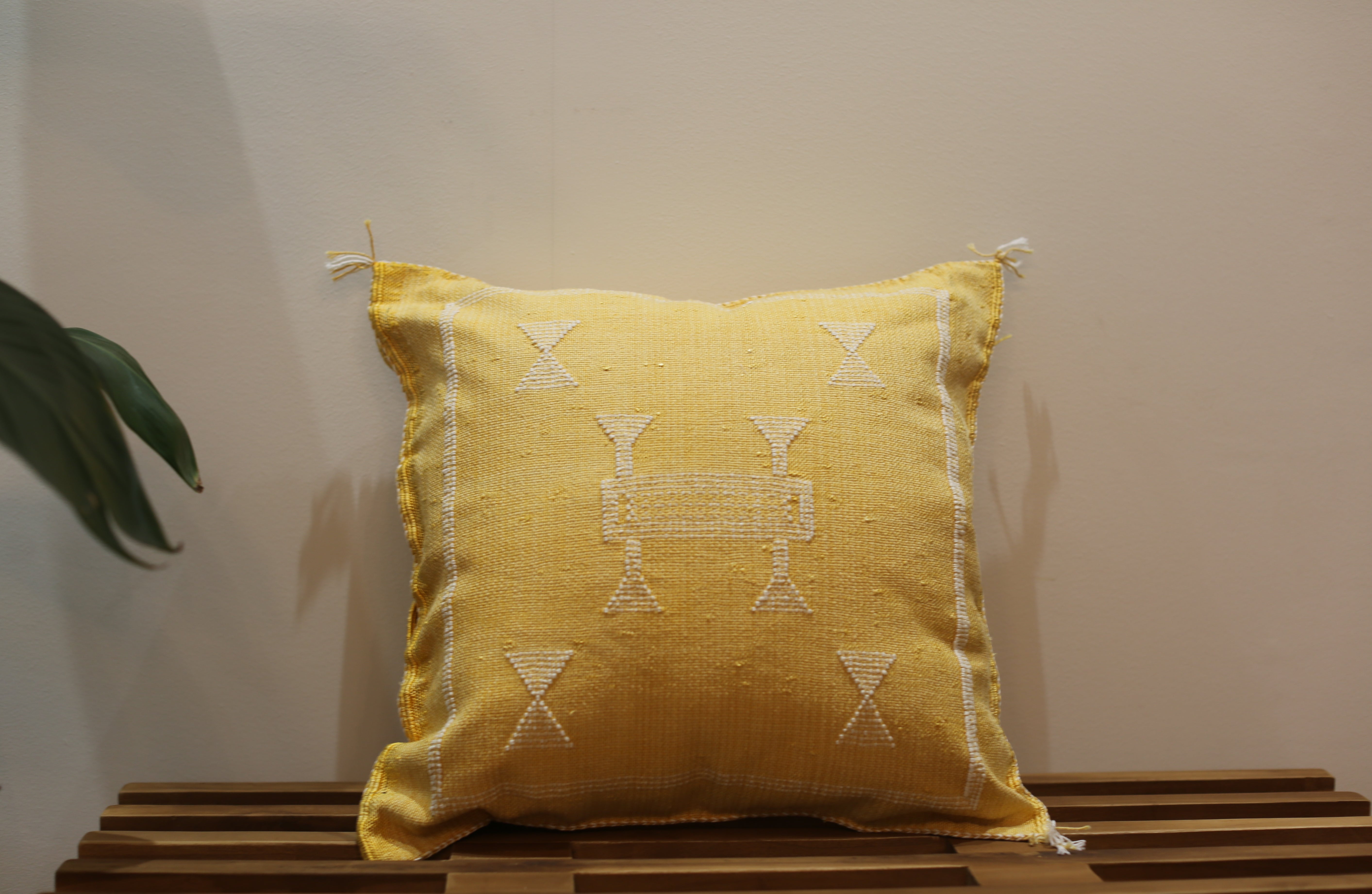 Coussins – Maison Mazhar Coussins – Maison Mazhar