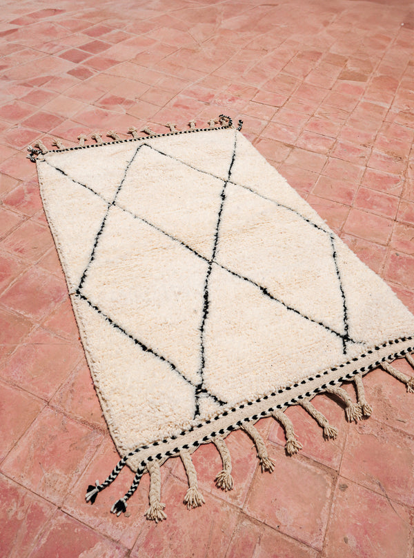 "GRAFIK" 159x109cm: Tapis Beni Ouarain 100% laine