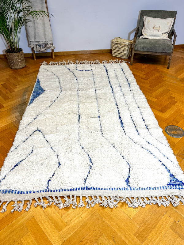 "AZUL": 258 cm x 154 cm Tapis Beni Ouarain 100% laine