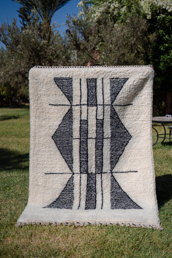 "ZÉBRA" 227 x 152 cm: Tapis Beni Ouarain 100% laine