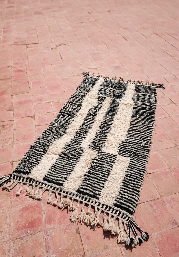"ZEBRA" 186 x 98 cm: Tapis de Couloir Azilal 100% laine