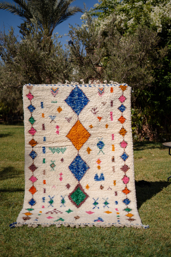 "KHALTO" 244 x 155 cm: Tapis Beni Ouarain 100% laine