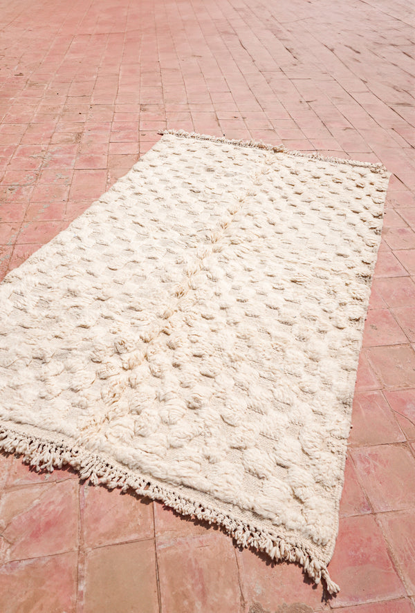"DAMA": 249 cm x 147 cm Tapis Beni Ouarain 100% laine