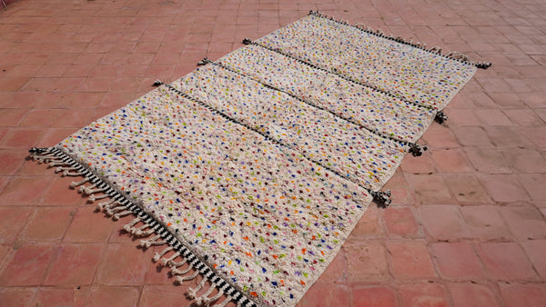 "NOUKTA" 260 x 160 cm: Tapis Azilal 100% laine