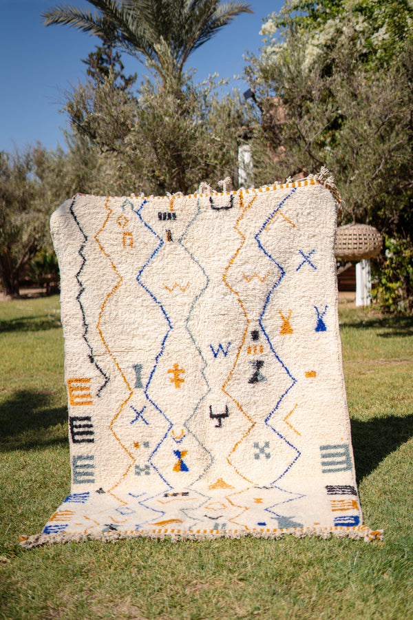 "OUZOUD" 253 x 166 cm: Tapis Beni Ouarain 100% laine